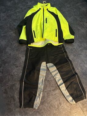 Men's High-Visibility Yellow and Black Waterproof Rain Jacket